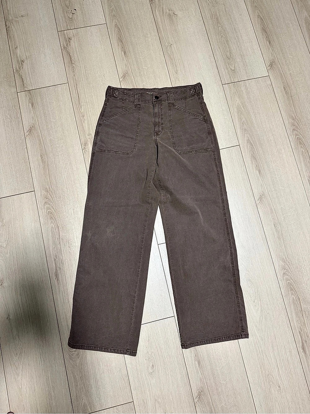 American Eagle Stove Pipe Straight Leg Pants Brown Size 6